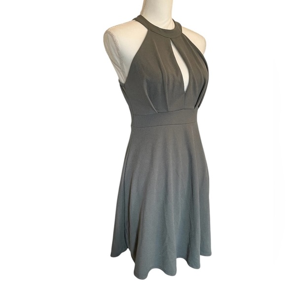 Charlotte Russe Sage Green Halter Keyhole Knee-Length Women’s Dress Medium - Picture 5 of 13